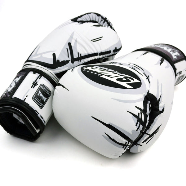 FBGVL4-66 Twins Comic Boxing Gloves White