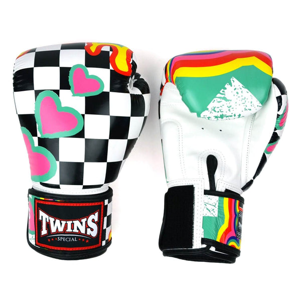 Twins FBGVL4-65 Boxing Gloves Chess